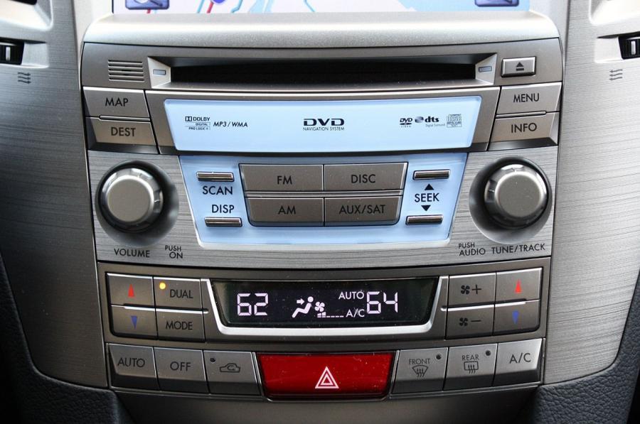  Subaru Legacy 2.5GT 2010 года  (фото 24 из 82)